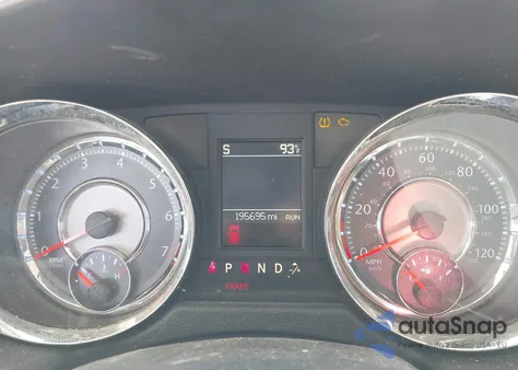 2013 Chrysler Town & Country Touring z USA, uszkodzony, nr VIN 2C4RC1BG8DR796877